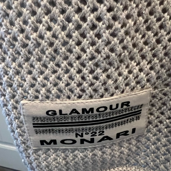 Monari top, beautiful sandbar colour with gold thread throughout.Oversized fit. - Picture 6 of 8